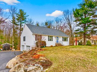 853 Littlefield Rd, Wells, ME 04090