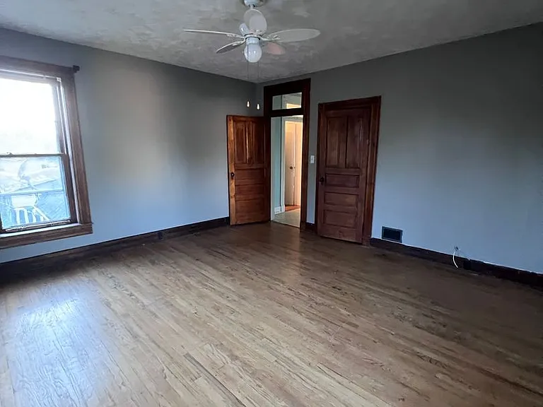 728 S 13th St — Photo 18