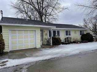 211 E 4th St, Hartford City, IN 47348