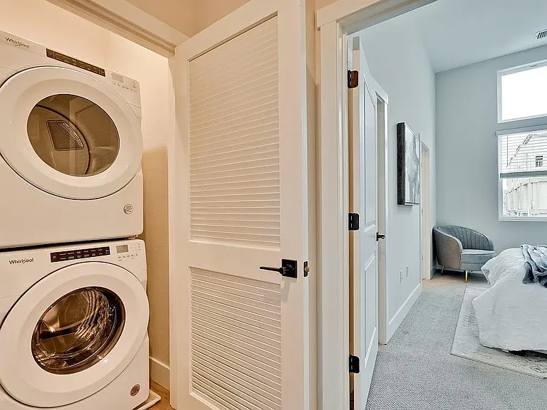536 Somi Ct — Photo 35