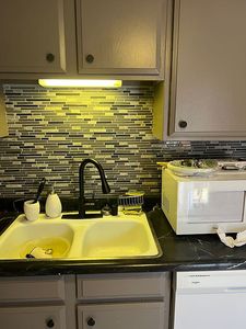 624 Brookway Ln, Las Vegas, NV, 89169