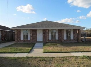 3612 Plaza Dr, Chalmette, LA 70043