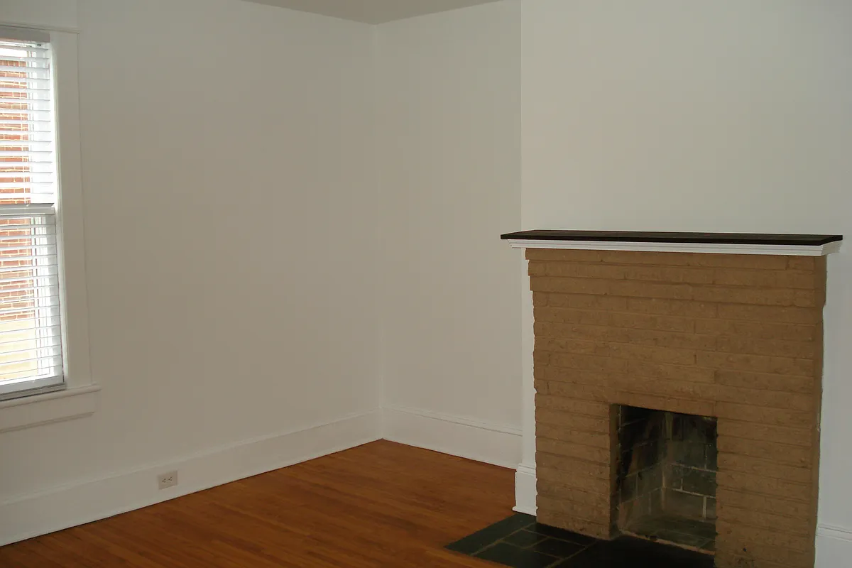 Building Photo - 1837 Avon Rd SW #1837