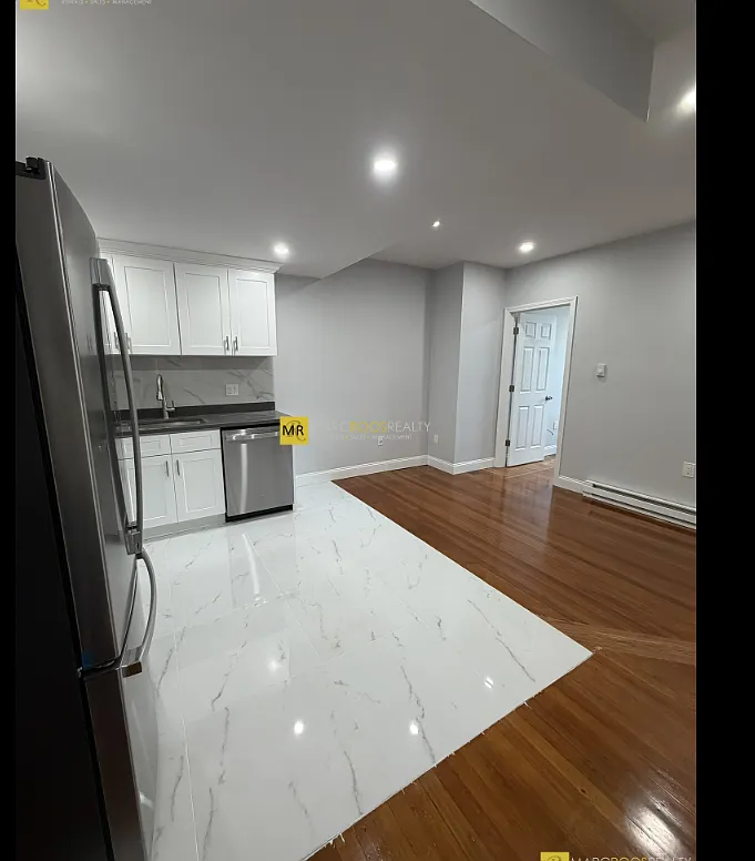 2 bed, 630 sqft, $3,600 — Photo 2