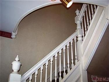 2nd image of 323 Harmon Ave NW