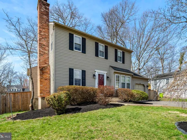 4534 Samuels Pine Rd, Chantilly, VA 20151