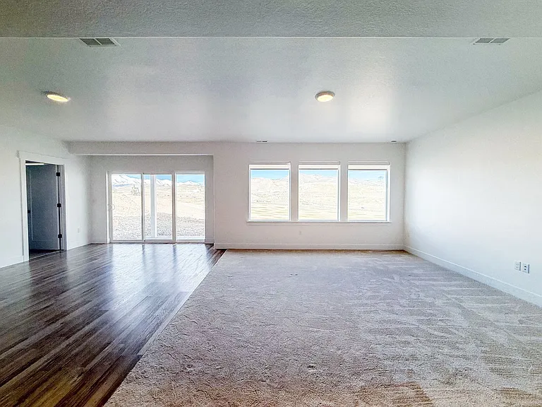 1482 W Russo Dr — Photo 27