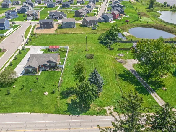 3110 Oak Grove Rd, Howell, MI 48855