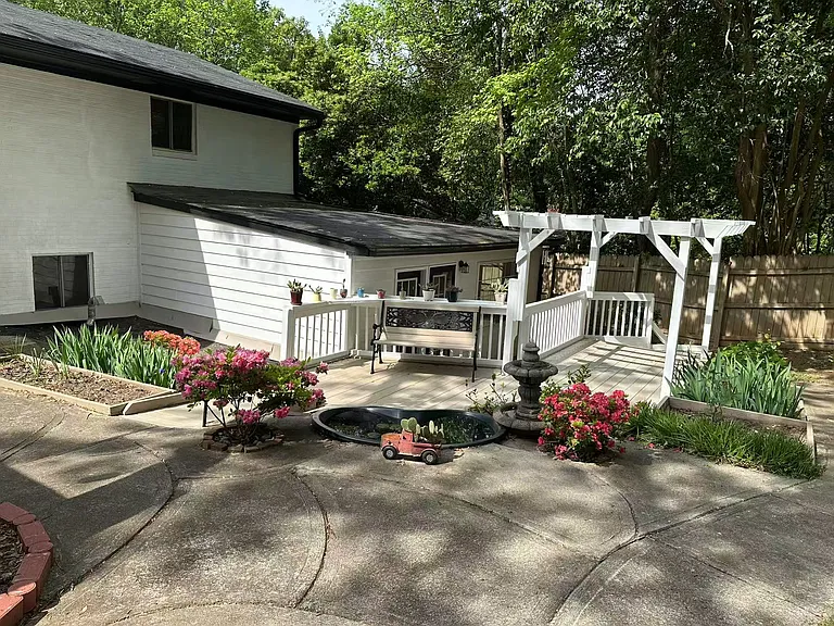 5002 Wickham Rd — Photo 33