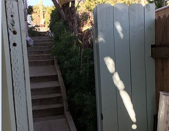 3rd image of 11927 Windward Ave