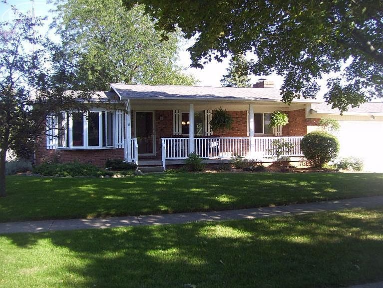 1st image of 544 Ashwood Dr