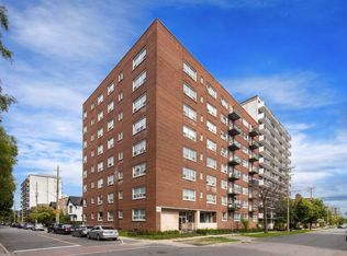 Sadler's Court Apartments, Ottawa, ON K2P 1J6