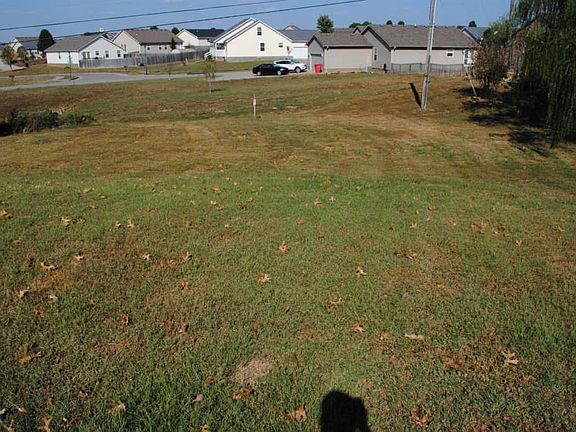 3rd image of 328 Bocote Dr