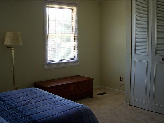 4th image of 29 Marberth Dr