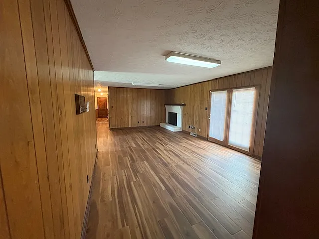 5809 Holston Dr — Photo 15