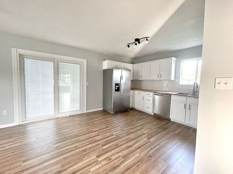 4025 SE 25th St, Des Moines, IA 50320 Zillow