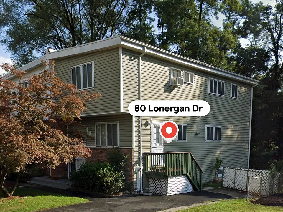 80 Lonergan Dr