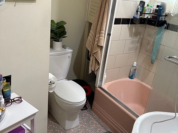 4th image of 1672 Beacon St #3B