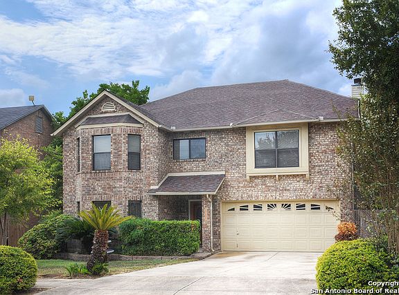 4th image of 2913 White Pine Dr