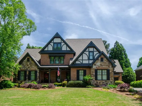 1667 Fernstone Dr NW, Acworth, GA 30101