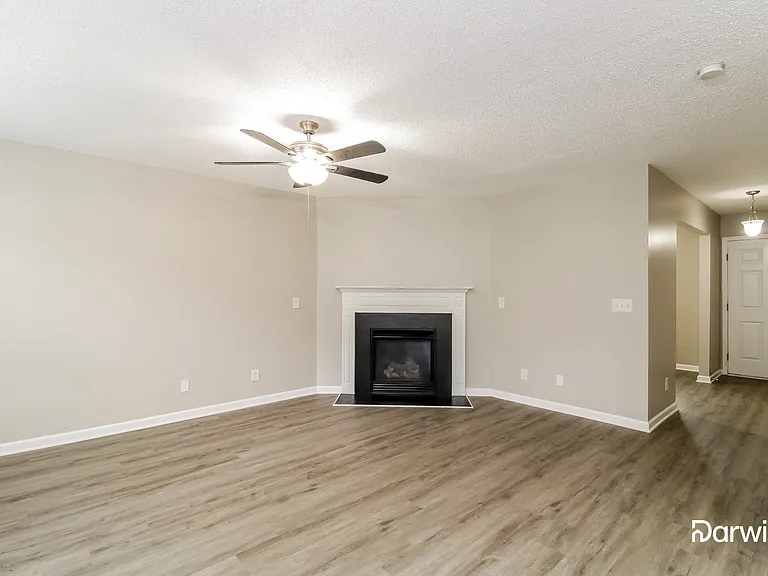 4807 Chapel Ridge Dr — Photo 6