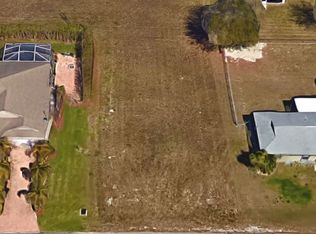 1101 NE 12th St, Cape Coral, FL 33909