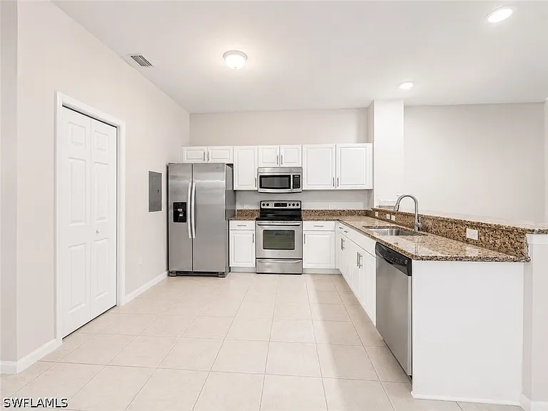 10020 Heather Ln #9-904 — Photo 4