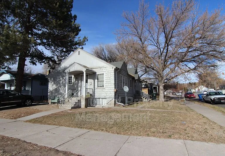 1110 E Lewis St #1/2 — Photo 10