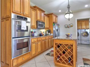 181 Rainbow Glen Cir, Madison, AL 35758