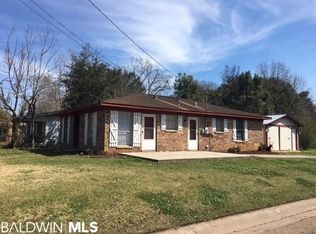 265 3rd Ave, Chickasaw, AL 36611