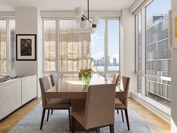4th image of 330 Spring St APT 6B