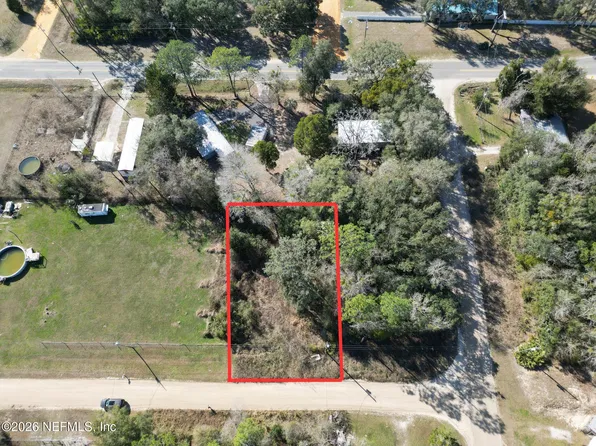 127 CHEROKEE Avenue, Interlachen, FL 32148