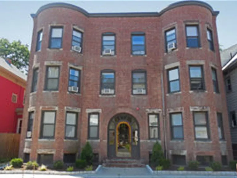 40 Cedar St #2L — Photo 8