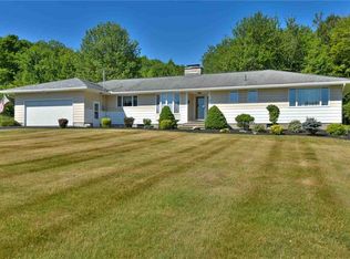 66 Taber Rd, New Hartford, NY 13413