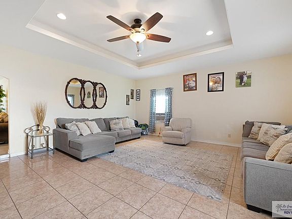2nd image of 31405 Laureles Cir