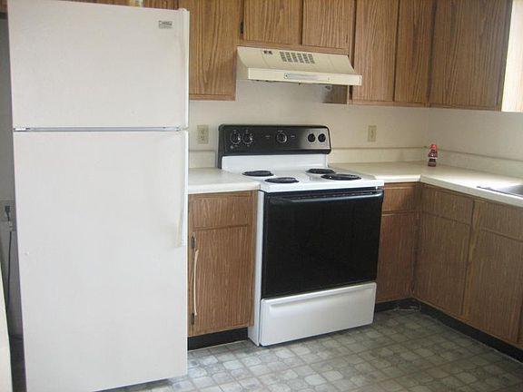 3rd image of 2603 Quad Ct APT 4