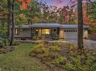 1645 Melody Ln, Interlochen, MI 49643