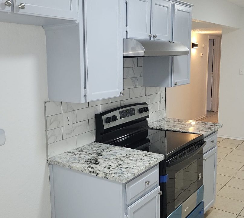 1st image of 3725 Hulen Park Cir