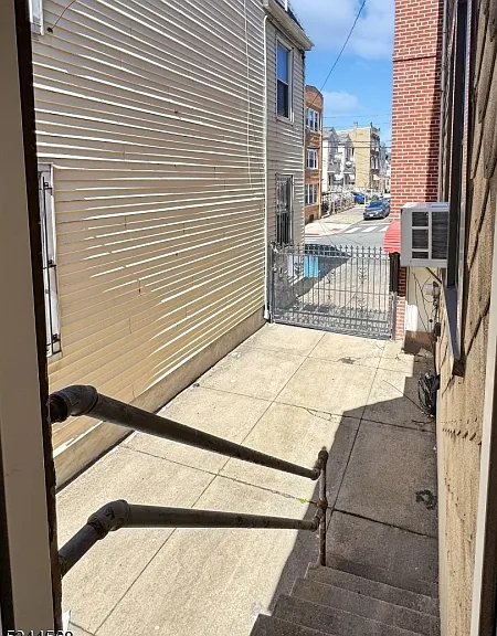 113 Van Winkle Ave #B — Photo 21