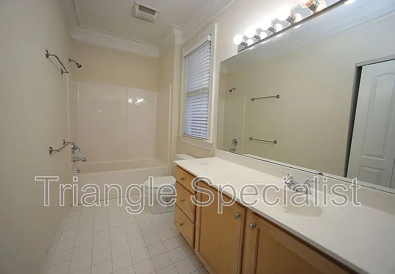 900 Canenaugh Dr #108 — Photo 10