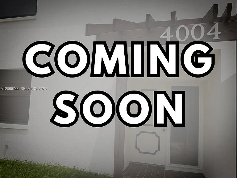 4004 SW 68th Ln #17-J — Photo 1