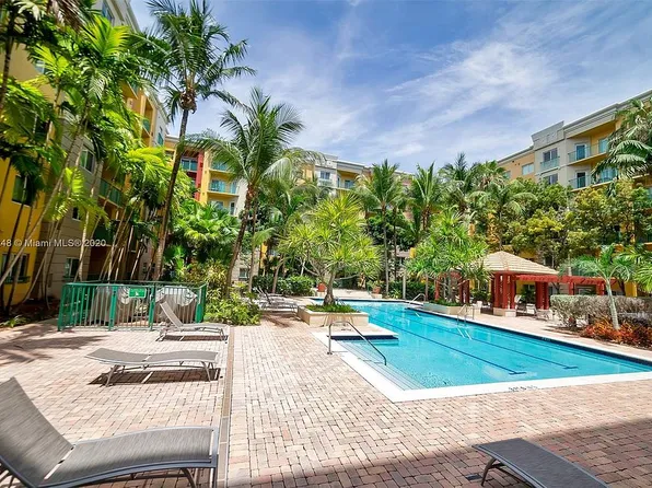 6001 SW 70th Ave, Miami, FL 33143