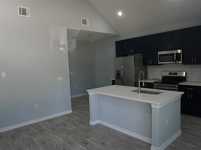 11753 White Cedar — Photo 3