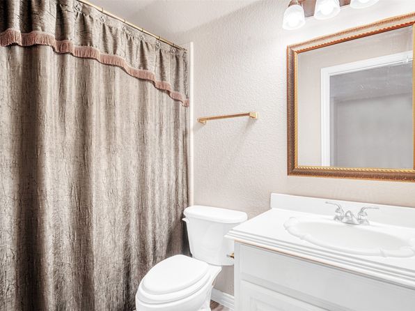 4600 Winter Park Dr, Richardson, TX 75082
