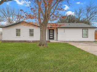 2000 Knollwood Ln, Carrollton, TX 75006