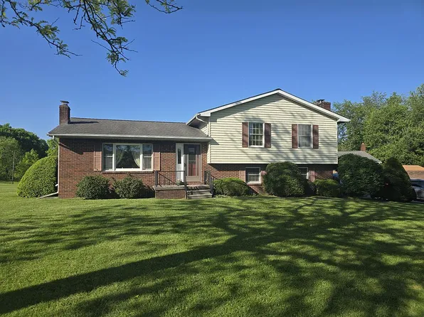 121 Pearl Dr, Shelocta, PA 15774