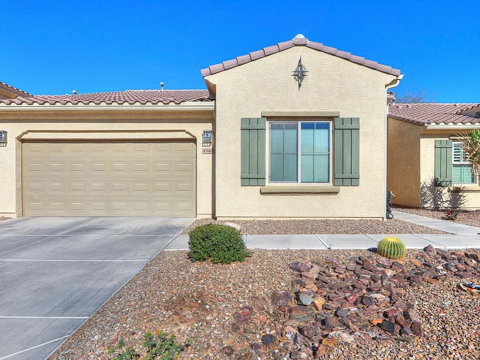4946 W Posse Dr