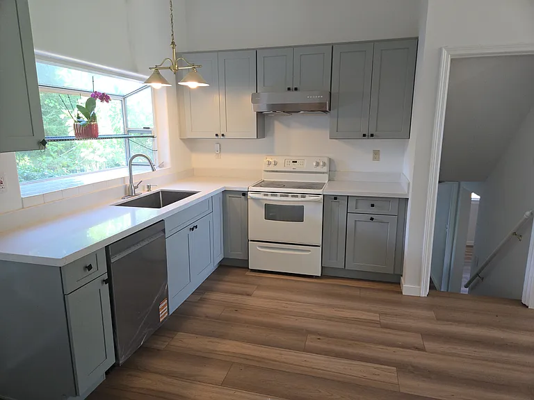 4523 150th Ave SE — Photo 2