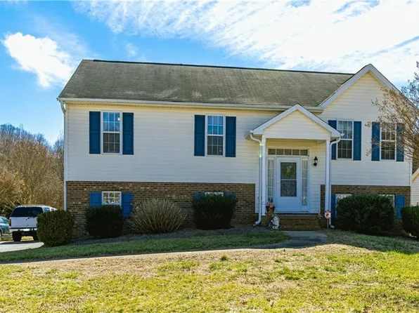 2352 Asheby Woods Ct, Kernersville, NC 27284