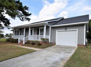 102 Lewiston Ct, Fayetteville, NC 28314